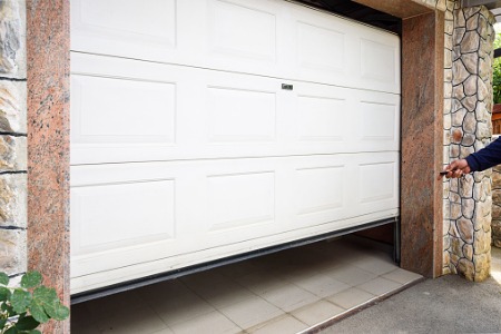 Common Garage Door Problems Blog, Manual Garage Door Hard To Open